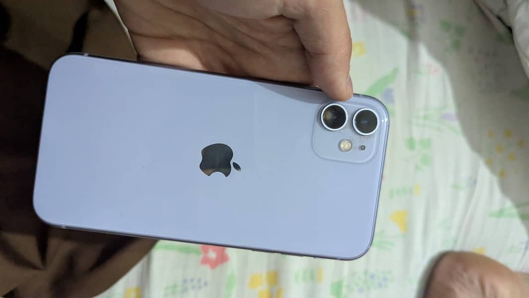 Apple iPhone 11 5