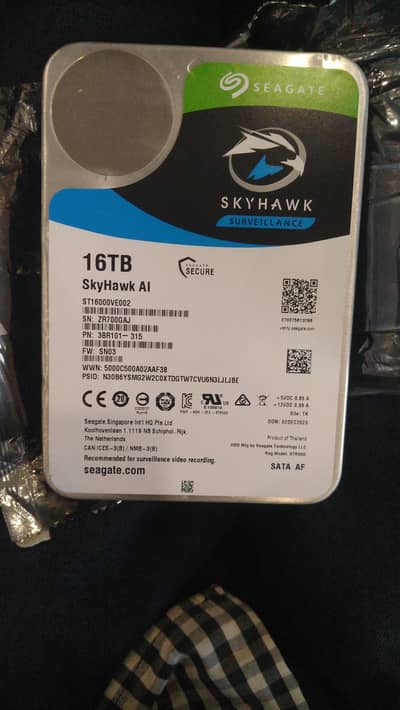 segate 16tb hard dist sata skyhawk