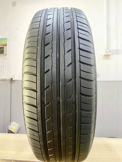 195-65-15 Yokohama Bluearth Es32 made in japan 2022 model