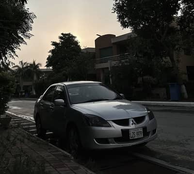 Mitsubishi Lancer 2004