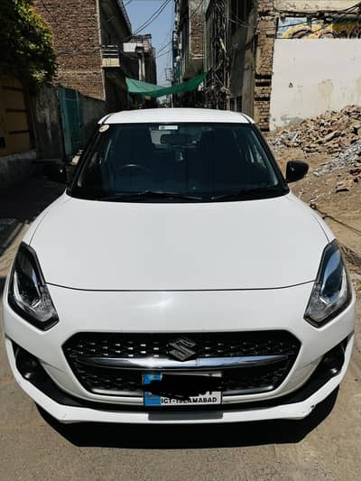Suzuki Swift GLX CVT 2023