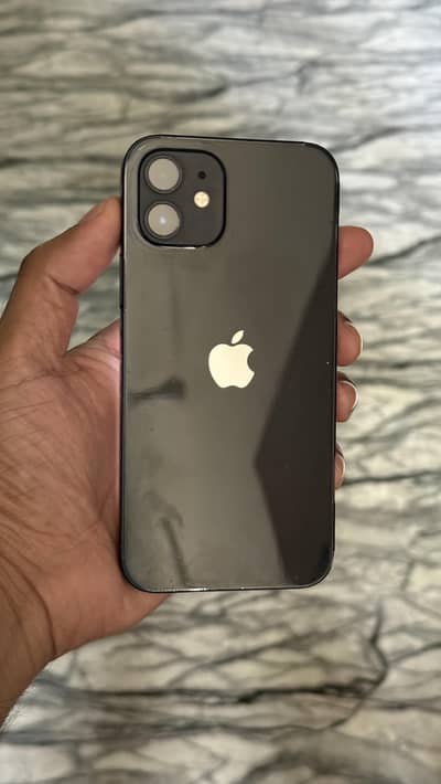 Apple iPhone 12