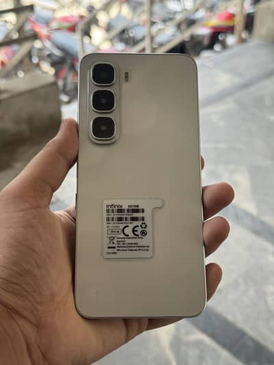 Infinix Hot 60i