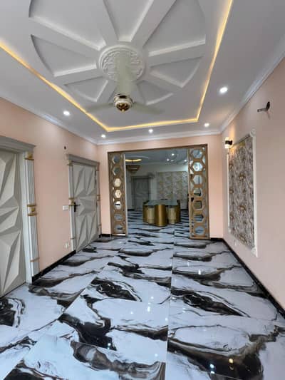 10 MARLA BRAND NEW HOUSE FOR SALE AT CENTRAL DISTRICT BLOCK