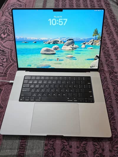MACBOOK PRO M3 Nov 2023 16 INCH 18GB 512GB SSD 12 CPU 18 GPU 86 HLT