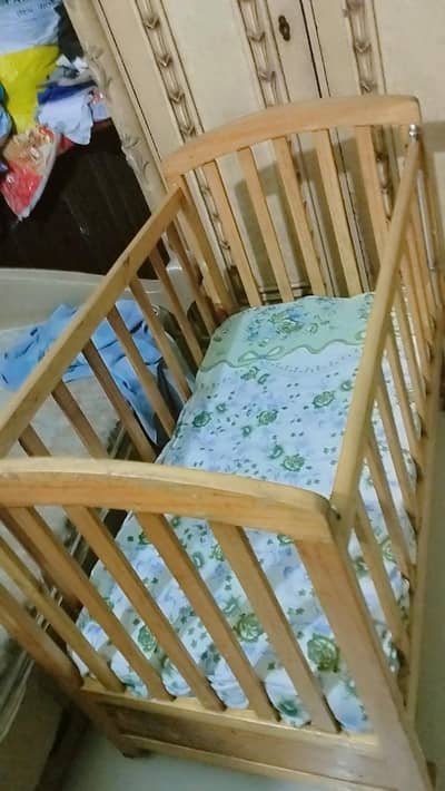 preloved baby cot with mattress in mattress cover in thrift price