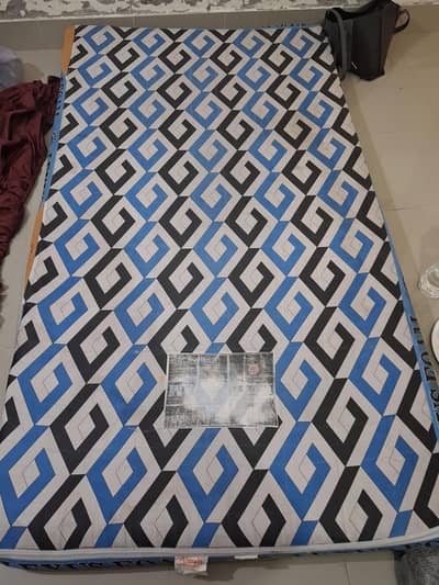 Single Matress