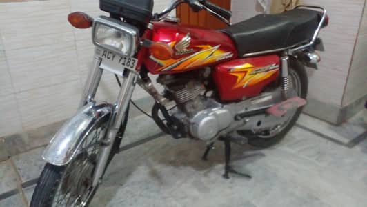 Honda 125 original condition good sound  with biometric 21 model