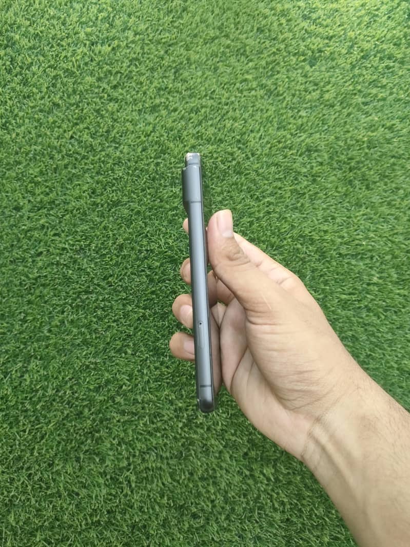 Google Pixel 8 3