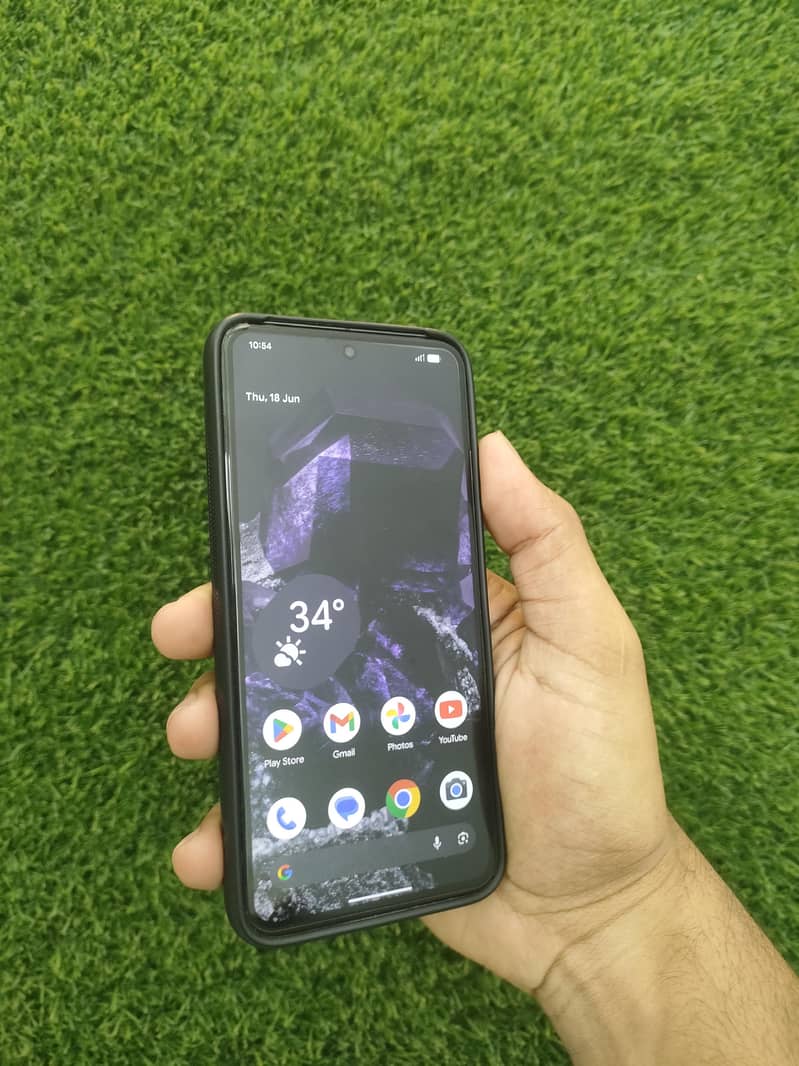 Google Pixel 8 6