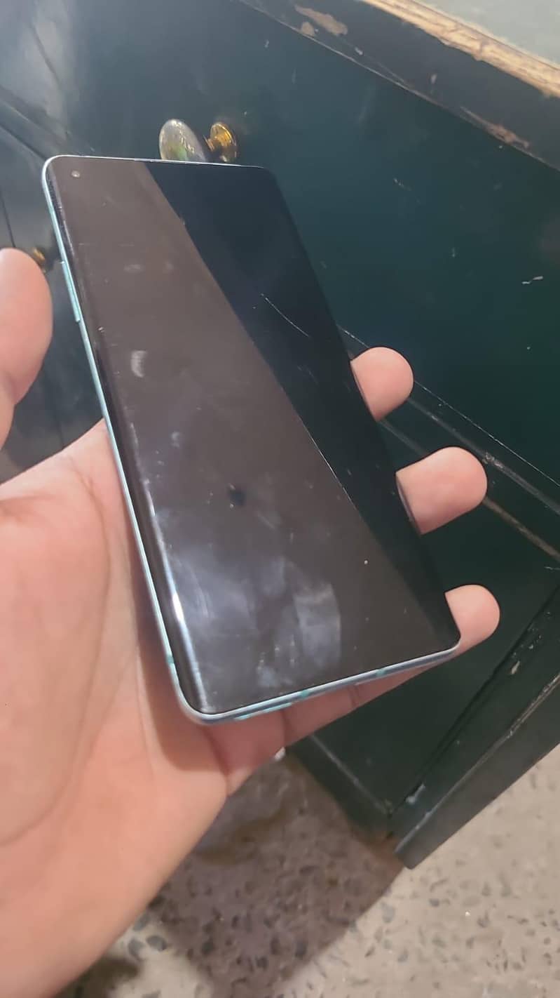 EXCHANGE POSSIBLE One Plus 8 1