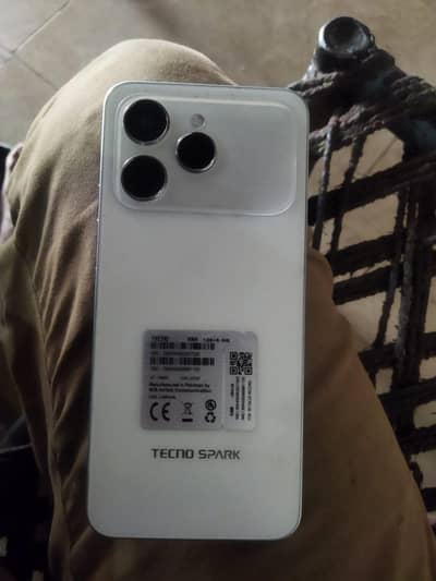 Tecno spark 40
