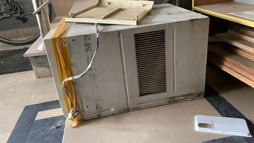 Window AC 0