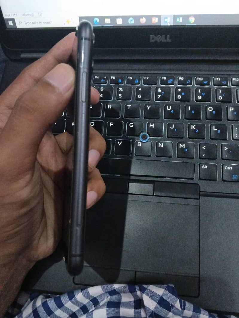 Apple iPhone 11 2