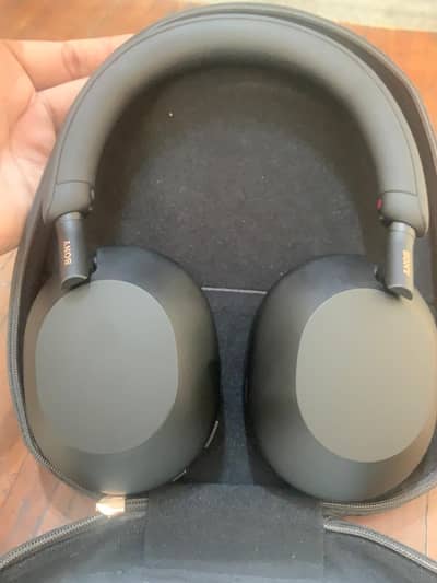 sony headphones WH-1000XM5