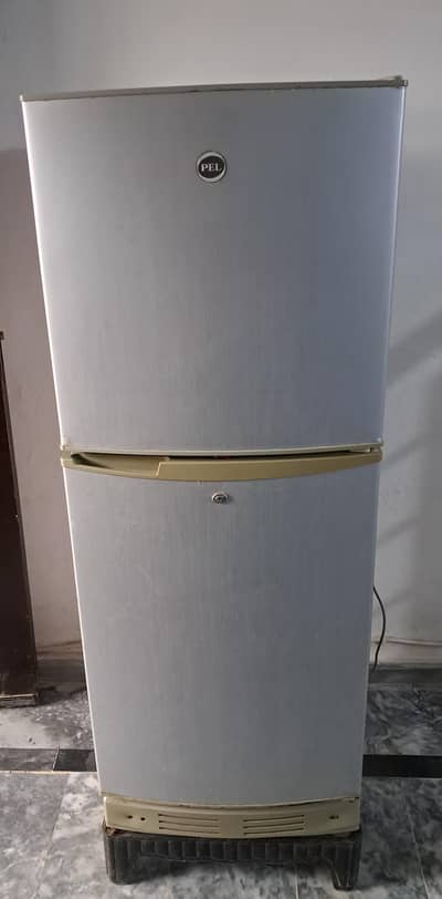 pel refrigerator working very good