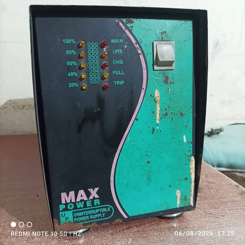 Local UPS 800W 0