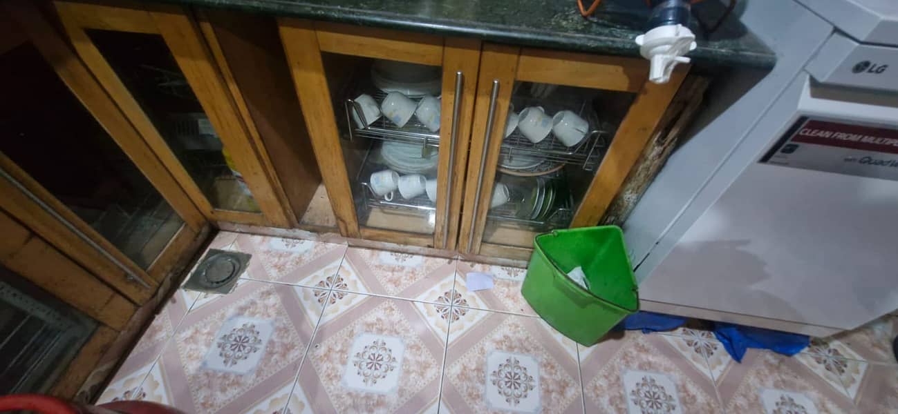 Full Kitchen 2