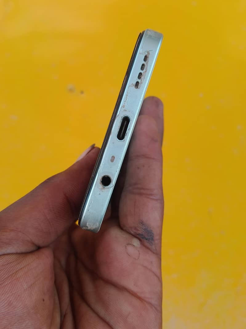 Realme Note 60x 1
