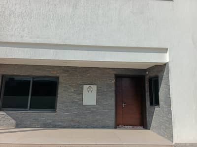 10 Marla Luxury & Premium Villa In Eighteen Islamabad Available For Sale