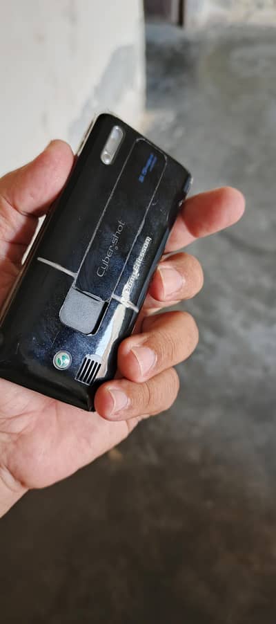 Sony Ericsson k770i in lush condition