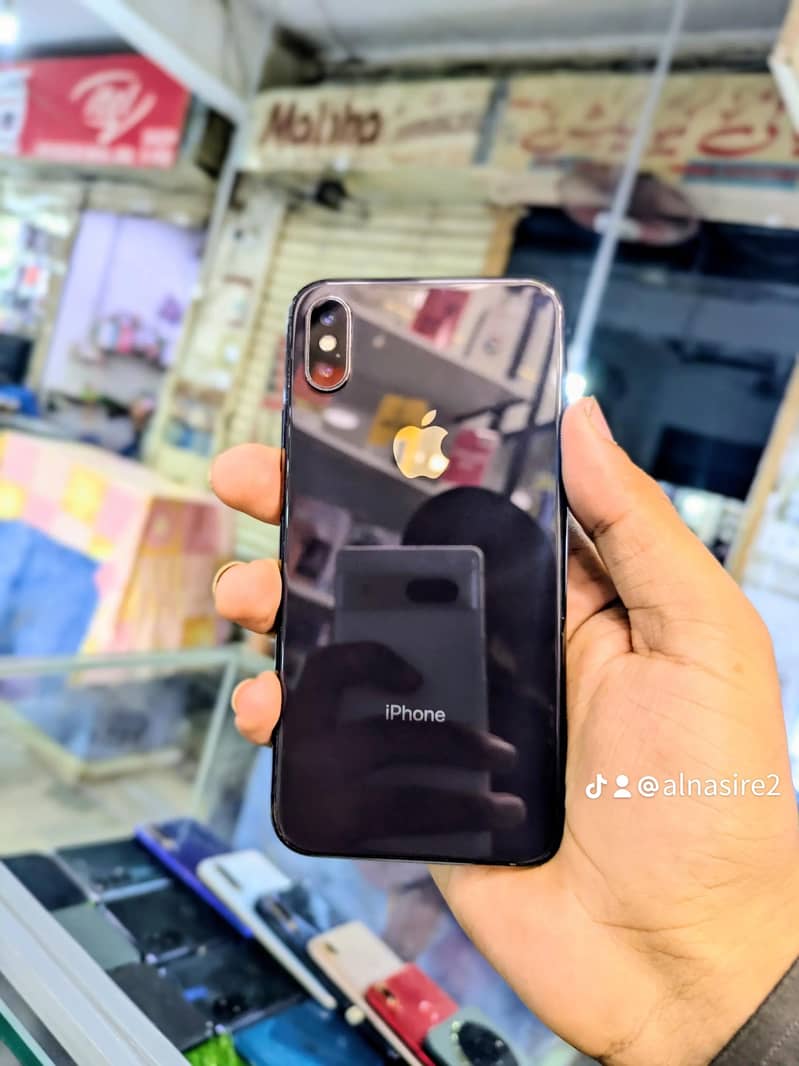 Apple iPhone X 2