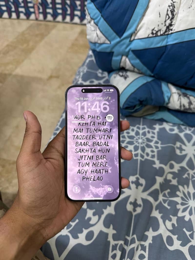 Apple iPhone 17 4