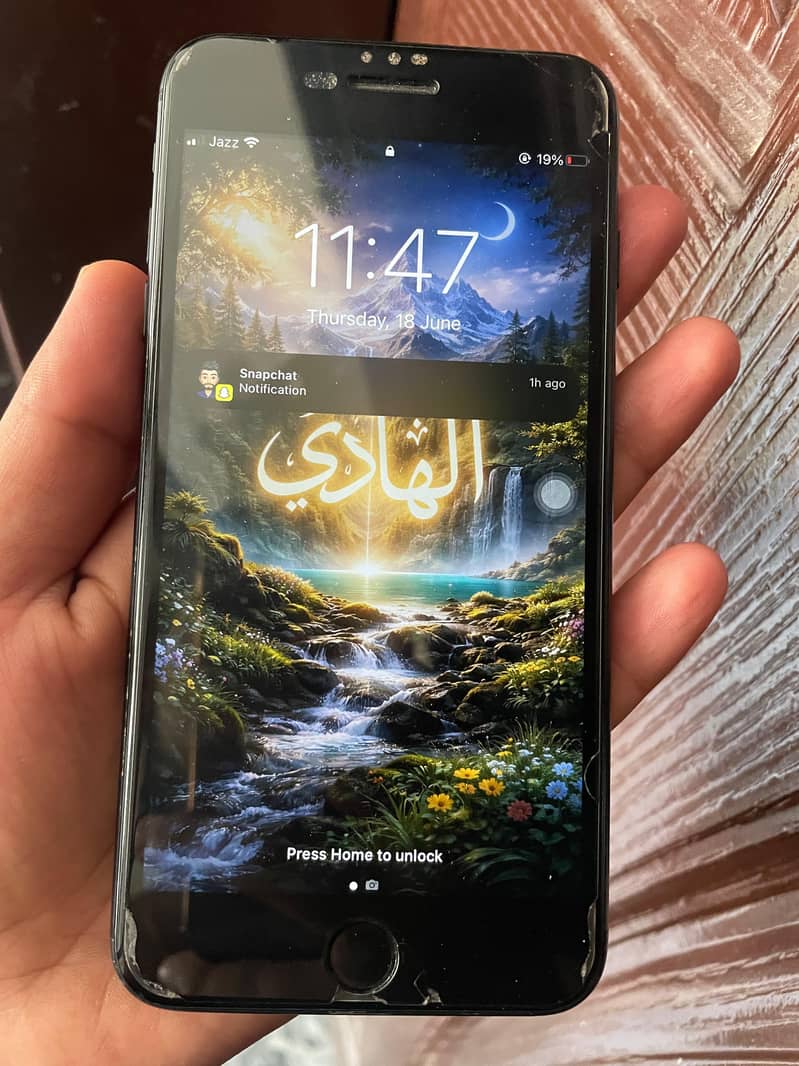 Apple iPhone 7 Plus 1