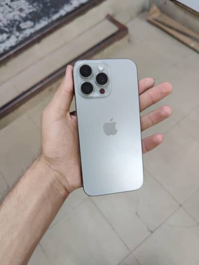 iPhone 16 Pro Max 256GB (JV) – 10/10 Spotless Condition