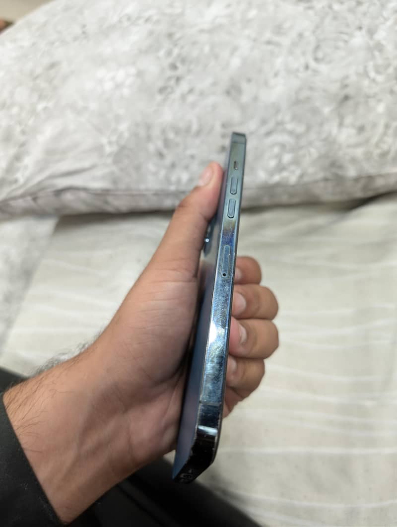 Apple iPhone 12 Pro Max 5