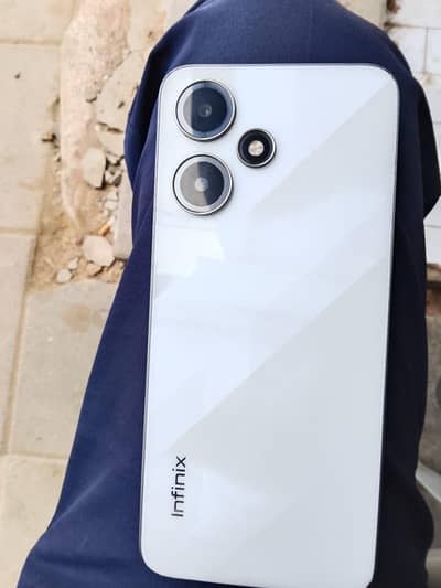Infinix Hot 30