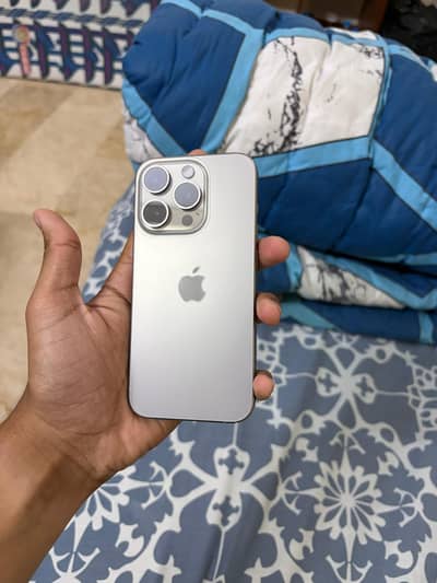Apple iPhone 15 Pro
