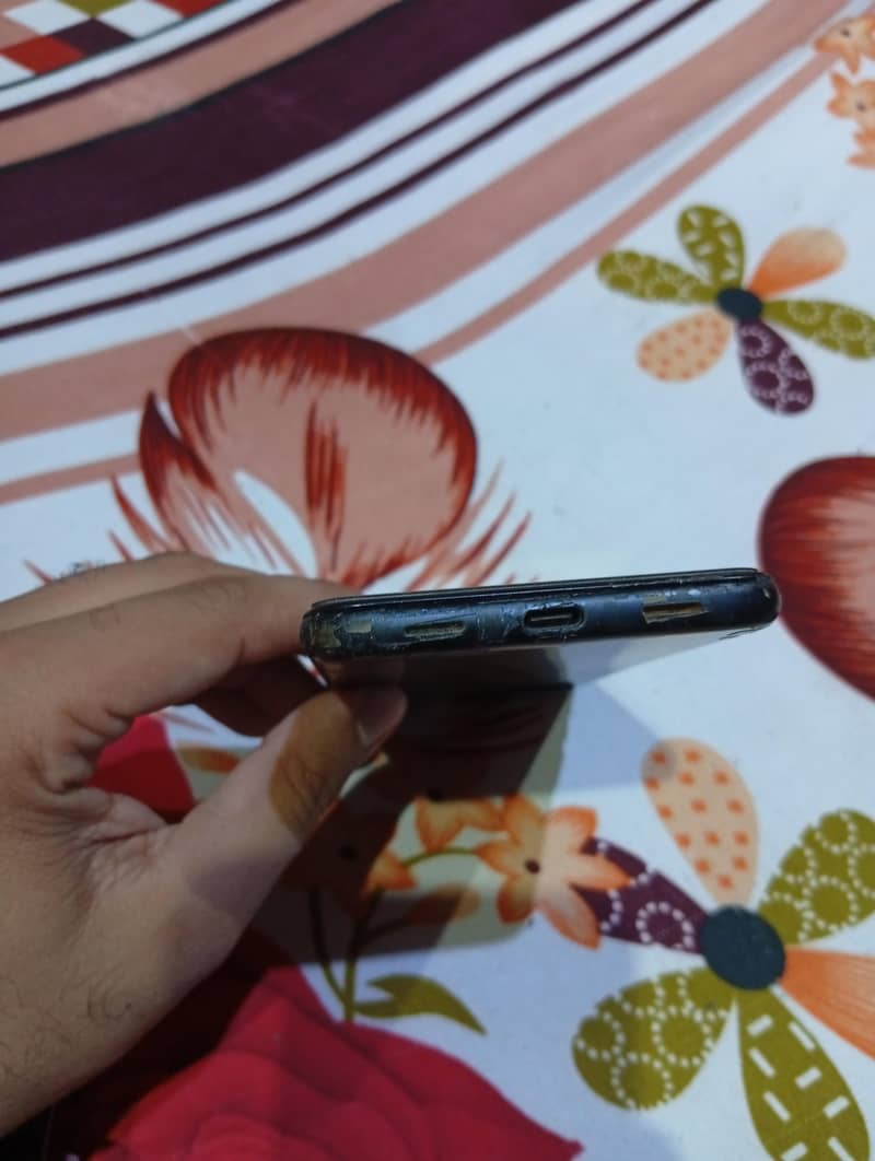 Google Pixel 4a 3