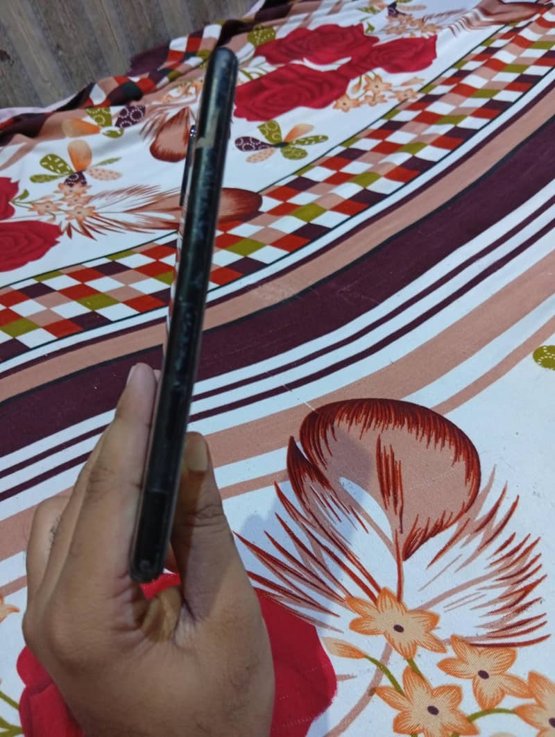 Google Pixel 4a 5