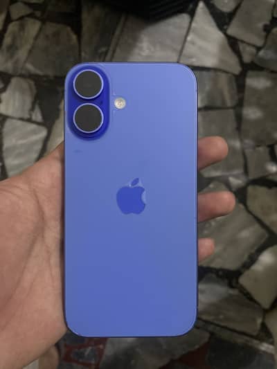 Apple iPhone 16