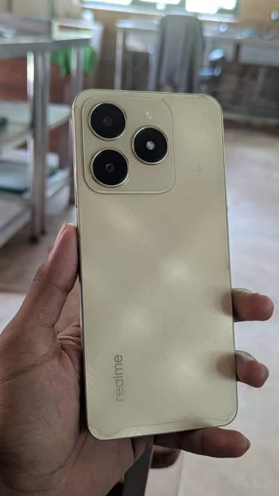 Realme C61