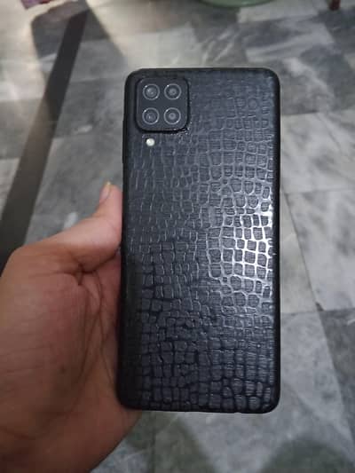 Samsung Mobile A12 exchange posibal