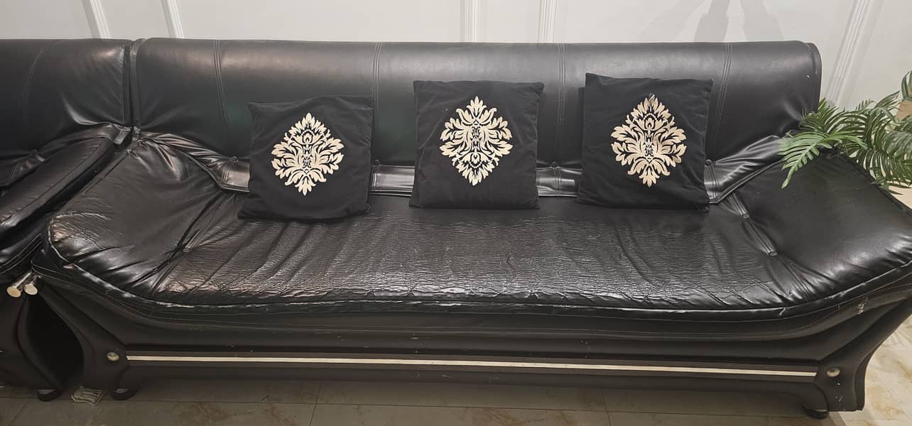 Sofa set 0