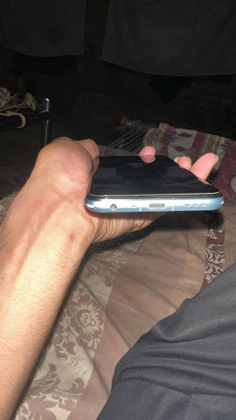 OPPO A76 3