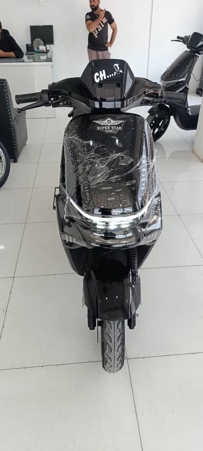 Super star G90 Black 1200 Watts