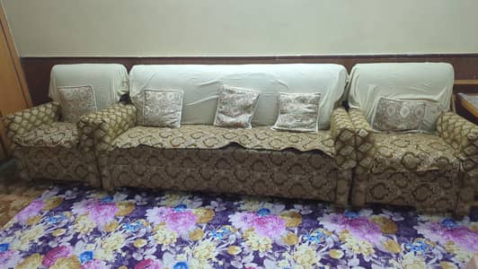 condition brand Hy sofa set