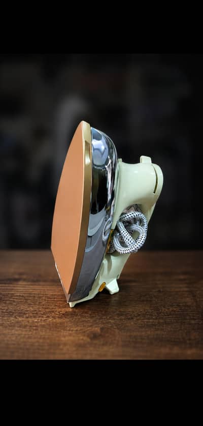 National NI-24AWGX Iron - Brand New Sealed Box - 2 Year Warranty