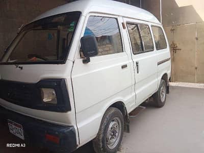 “Reliable HiRoof Van for Sale – Perfect for Family/School Use”