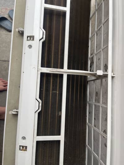 Haier 1.5 ton inverter AC