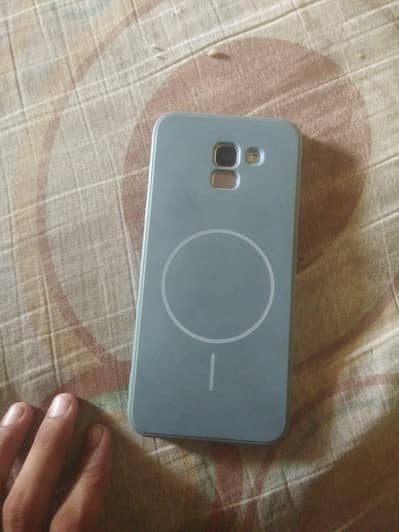 Samsung Mobile J6