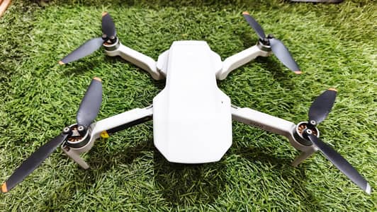 DJI Mini SE Drone