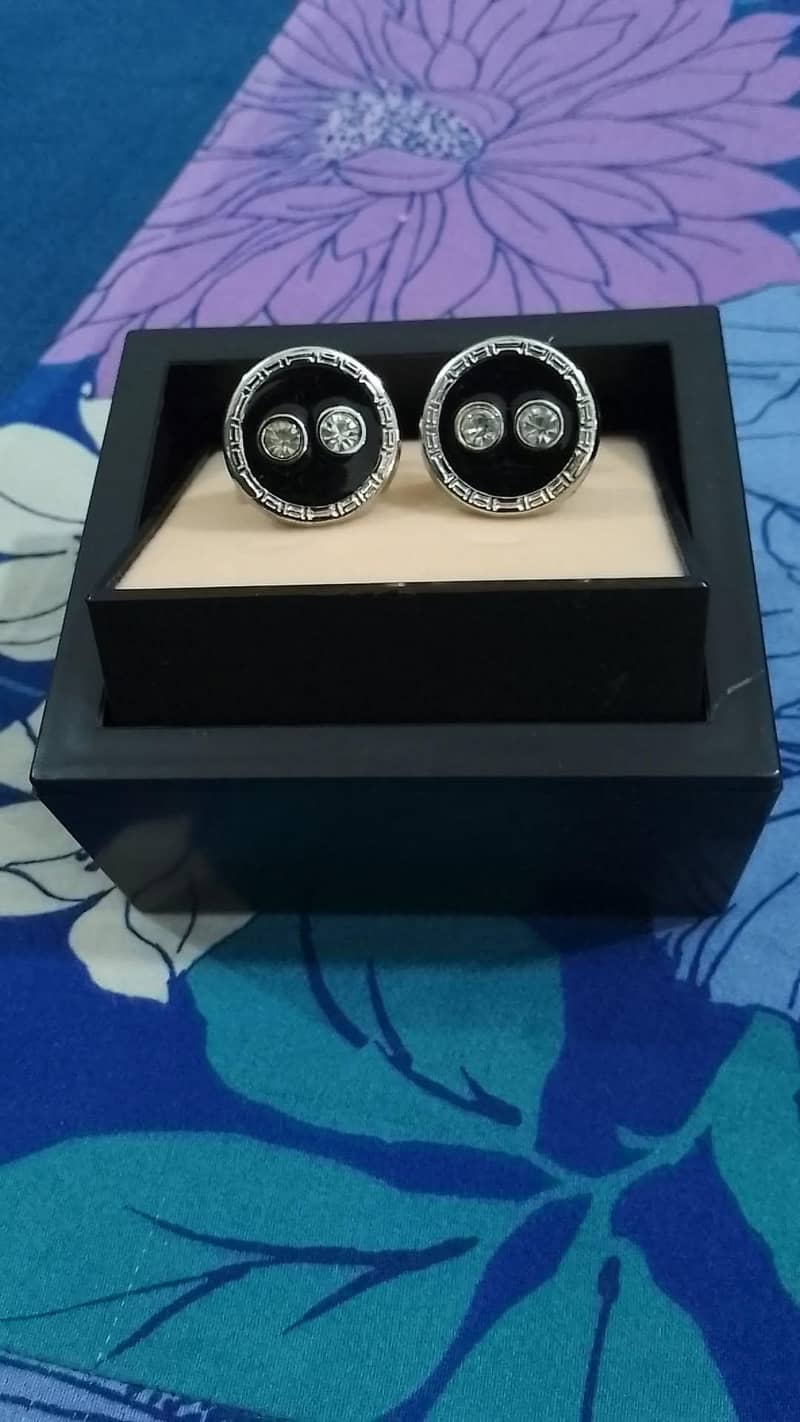 Cufflinks 6