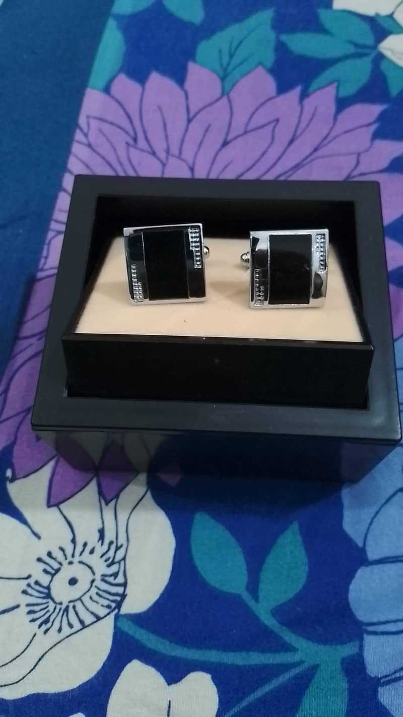 Cufflinks 8