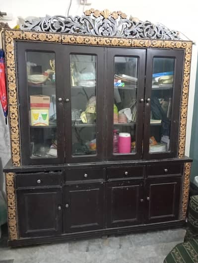 Big sized Showcase