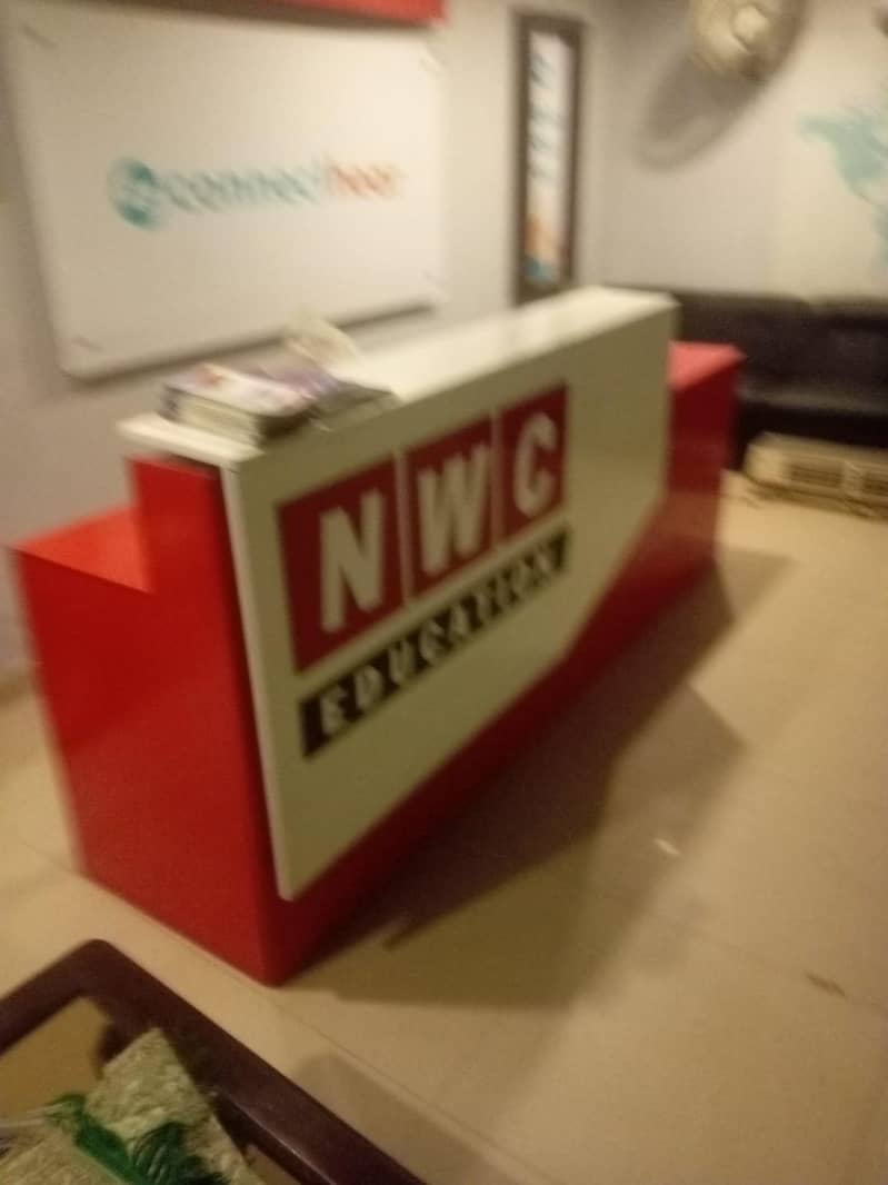 Reception desk 2